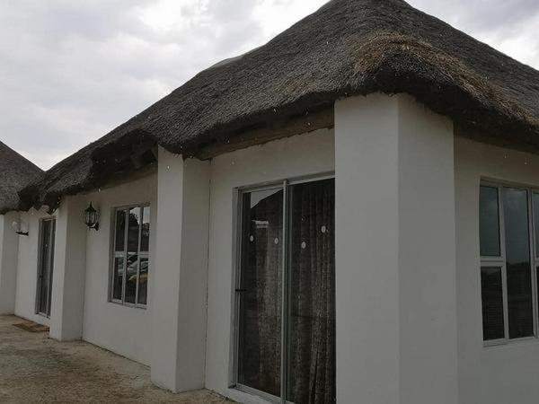 The Village Lodge Idutywa Exterior foto